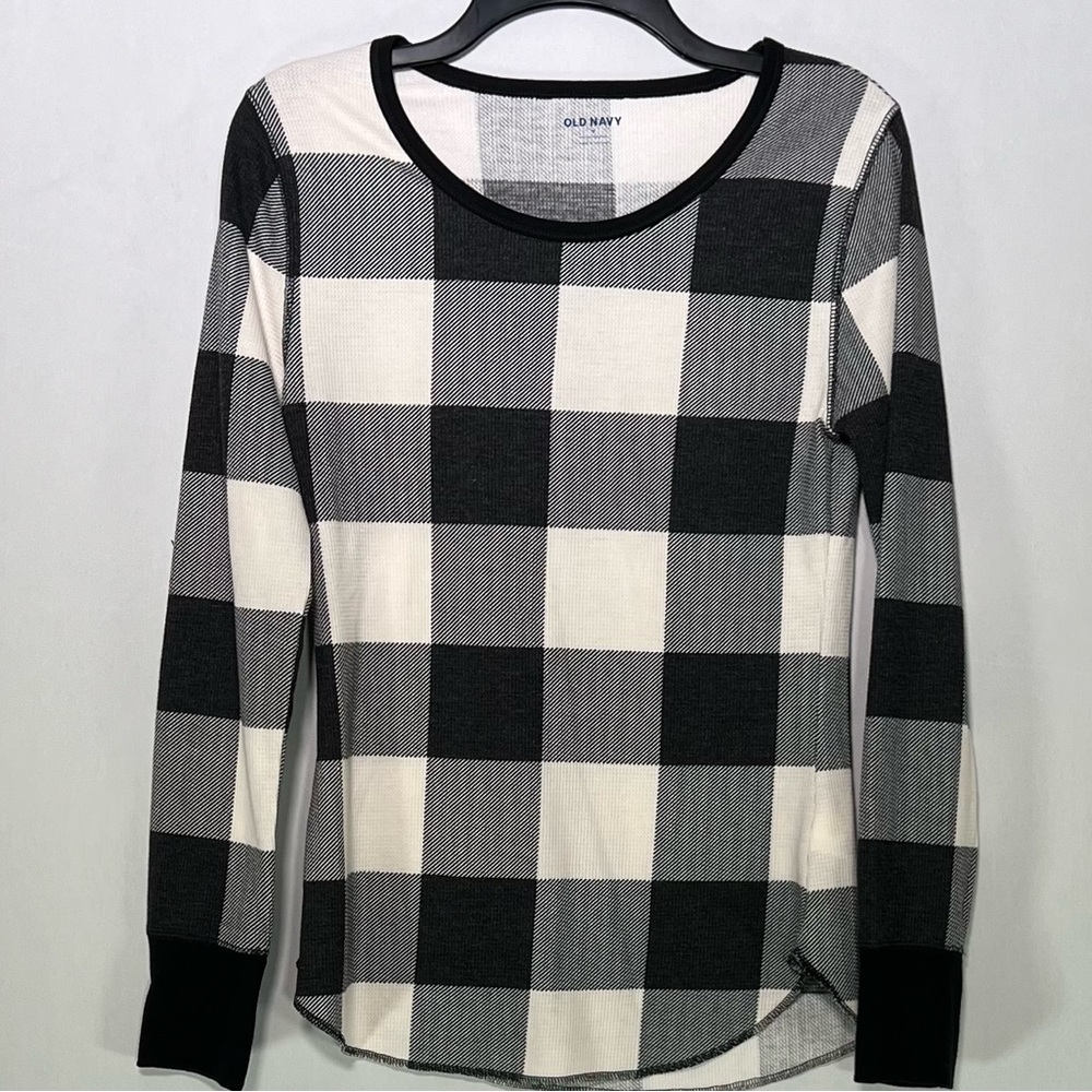 Old Navy plaid pajama top